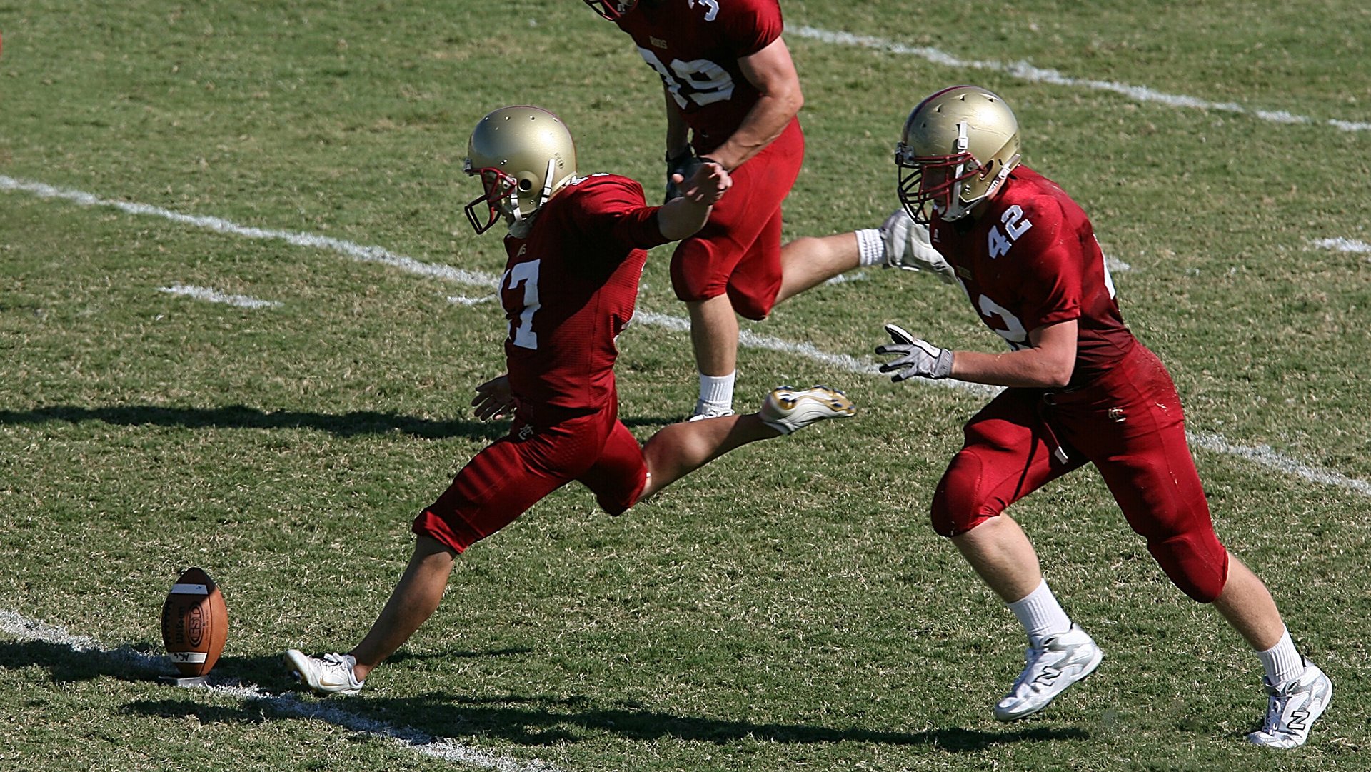 年轻选手表现抢眼，未来可期，年轻有潜力的球员