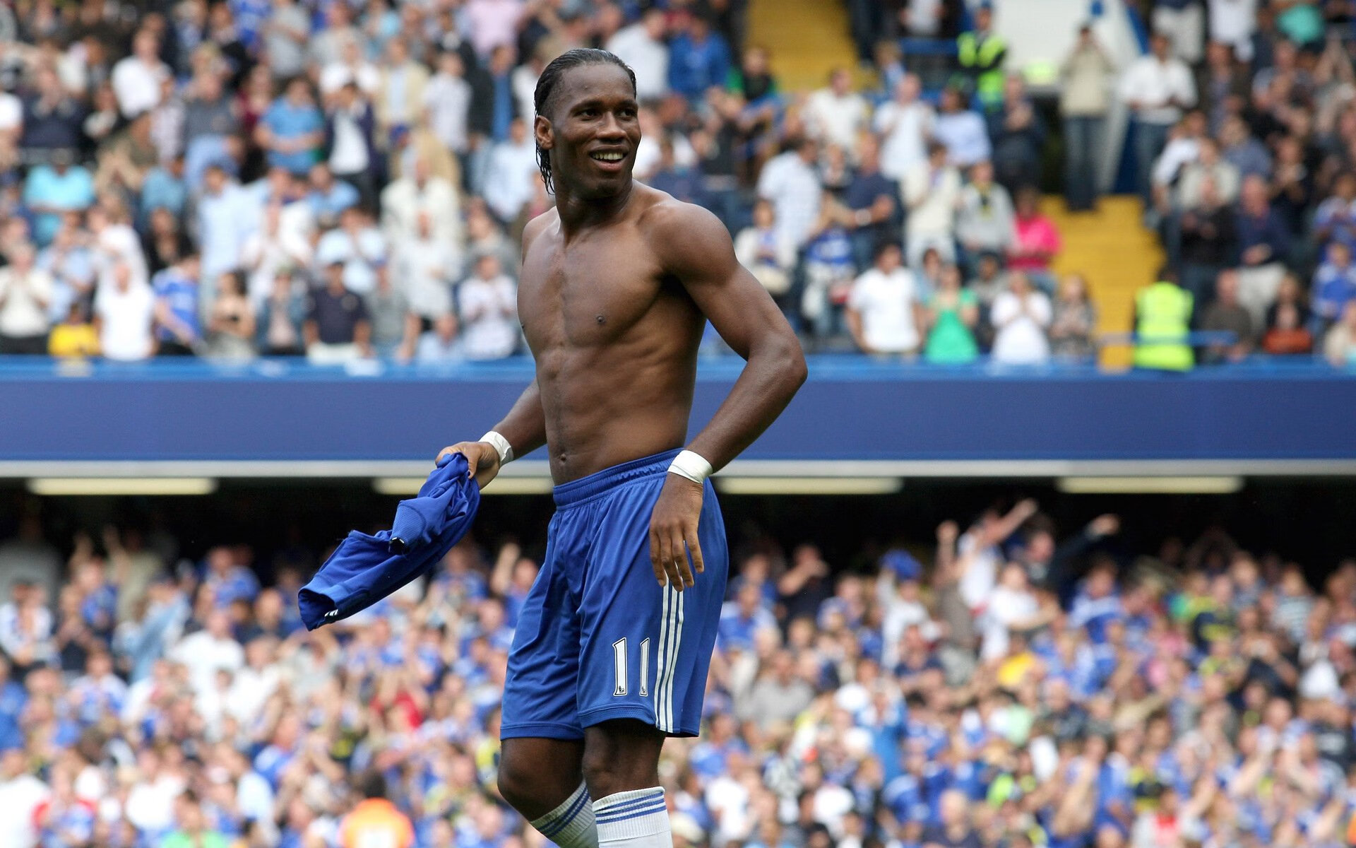 “英超争冠集团逐渐成形，晋级之路更趋清晰”，英超争四什么意思